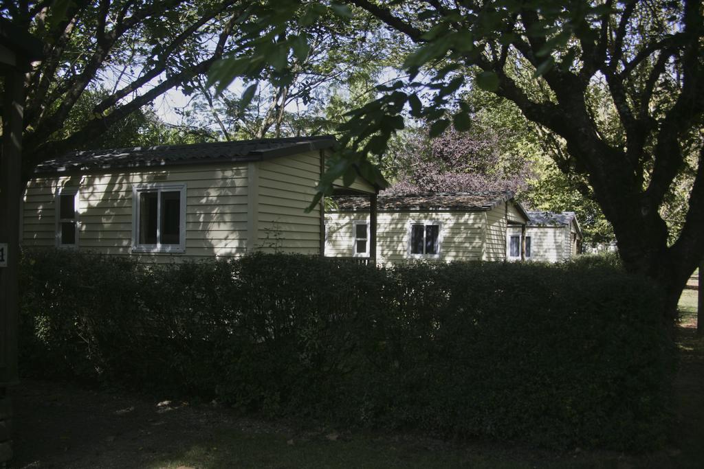 Camping Parc du Château d'Allot Boé Exterior foto