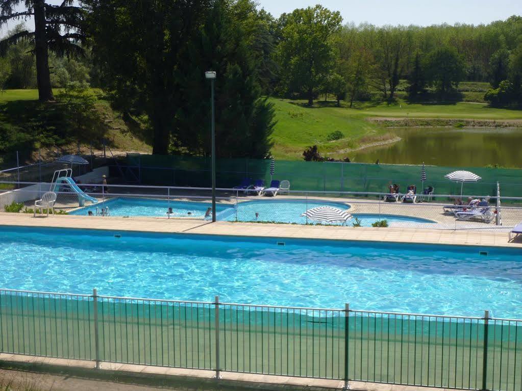Camping Parc du Château d'Allot Boé Exterior foto
